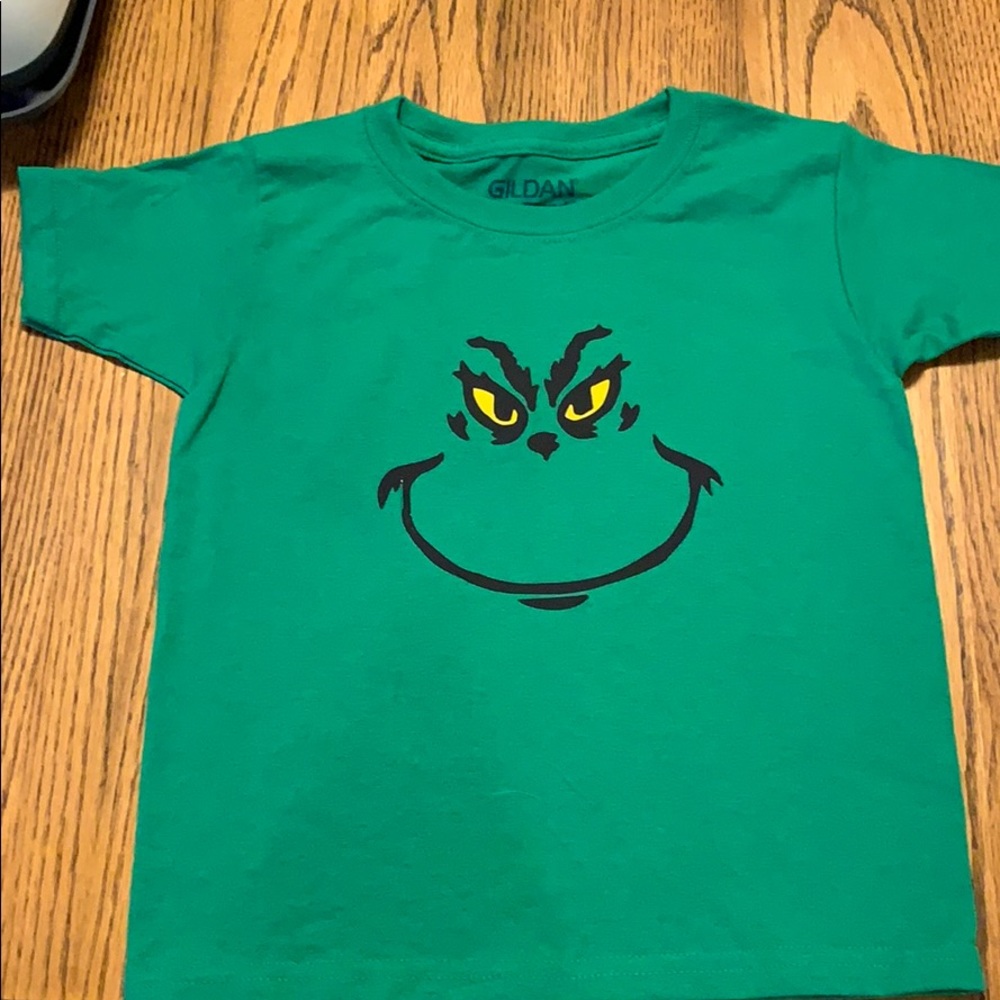 Custom youth grinch T-shirt
